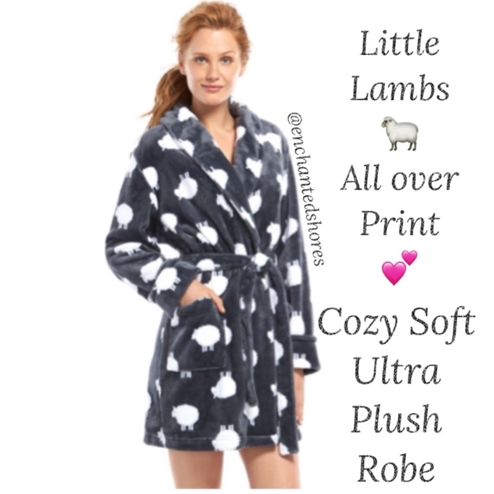 Cozy Plush Robe Allover Sheep Lamb ( Fran Drescher Nanny Style) Robe Gray White
